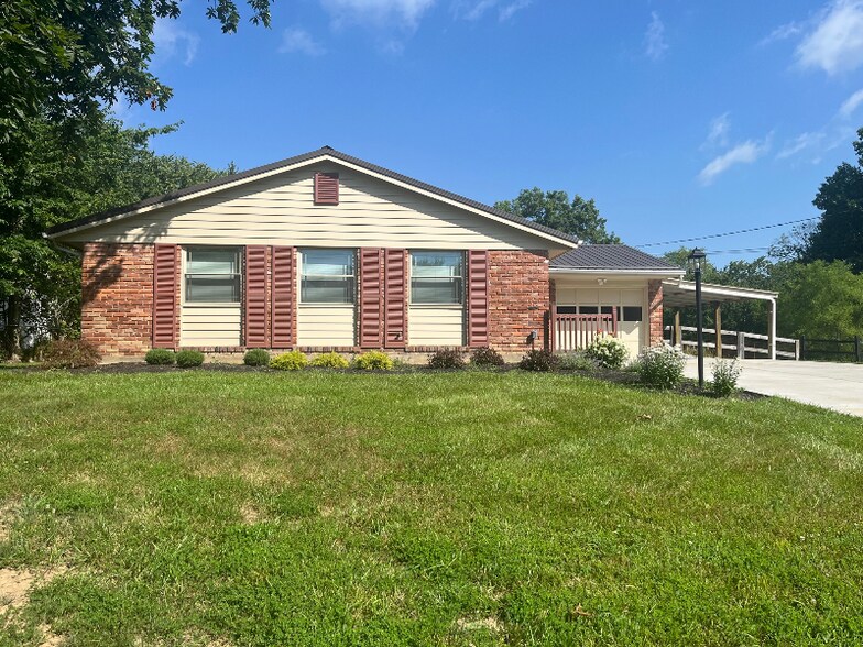 Building Photo - 4467 Glendale Dr