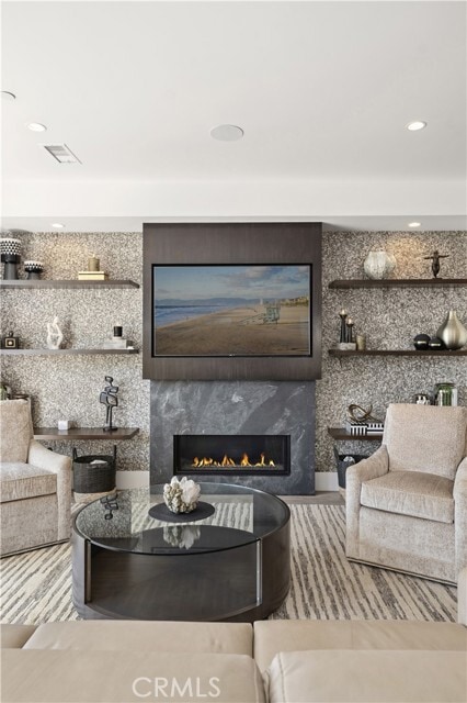 Building Photo - 712 Marguerite Ave