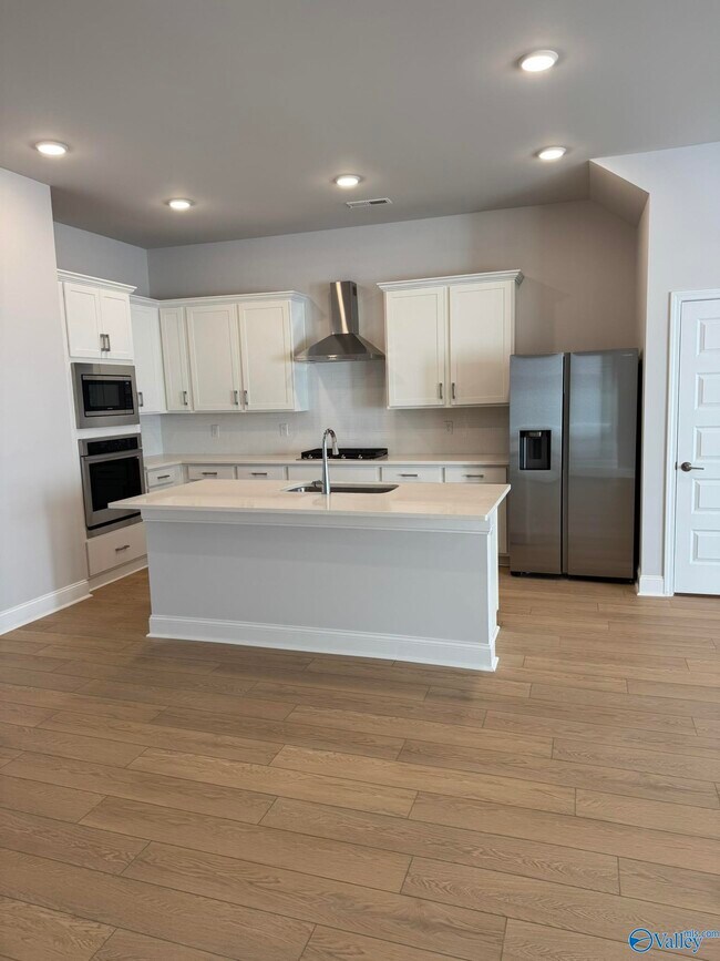 Building Photo - 131 Moss Brk Ln