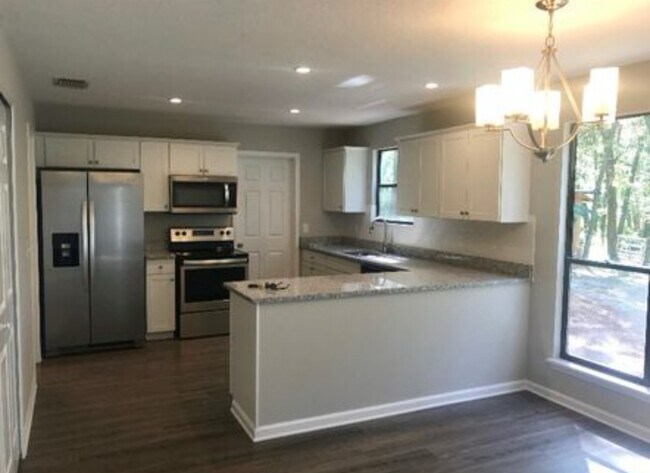 Building Photo - 12968 Julington Ridge Dr E