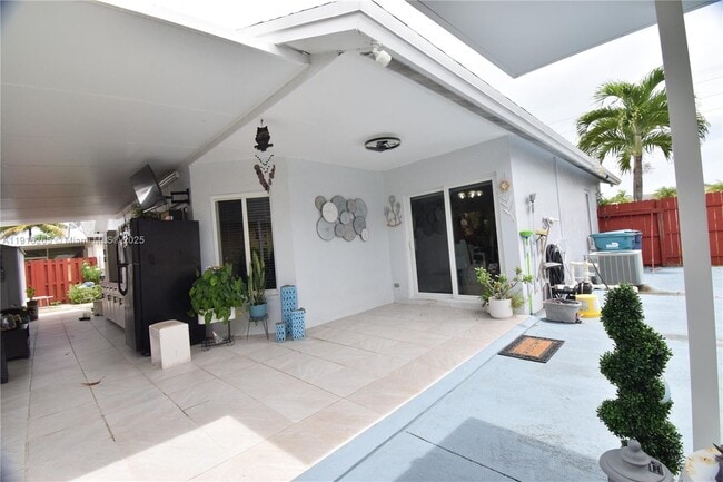 Building Photo - 24980 SW 127th Ct