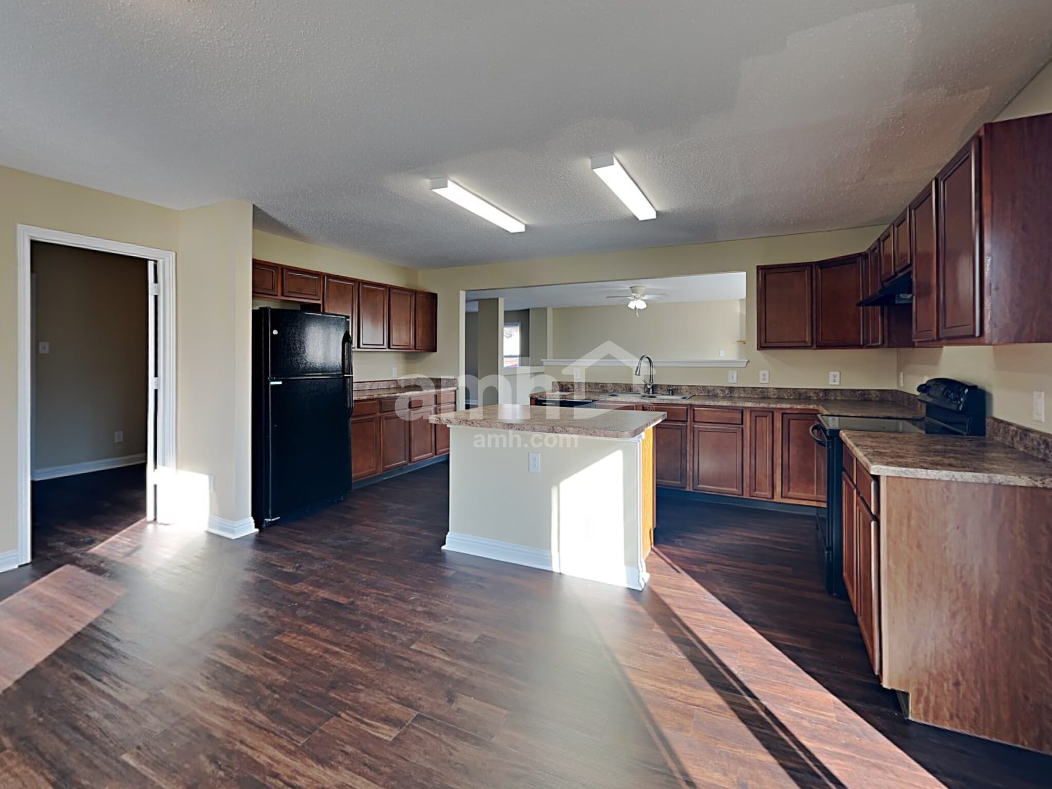 Building Photo - 8339 Firefly Way