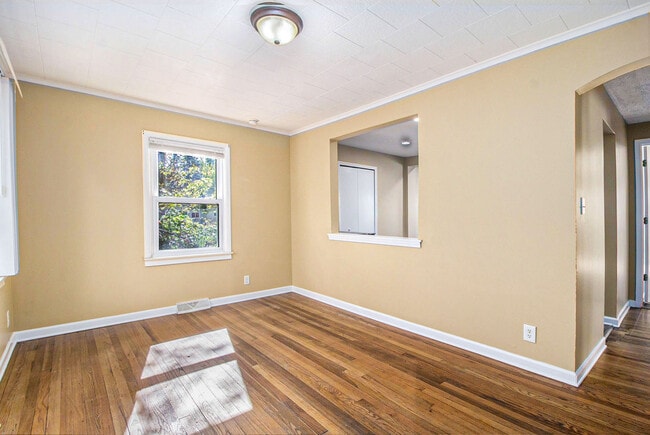 Building Photo - 1061 Centennial Ave