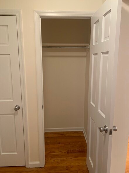 Building Photo - 1538 S 9th St