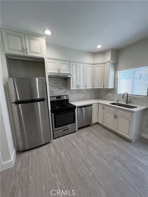 Building Photo - 460 Arnaz Dr