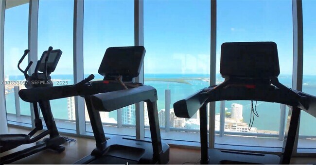 Building Photo - 300 Biscayne Blvd