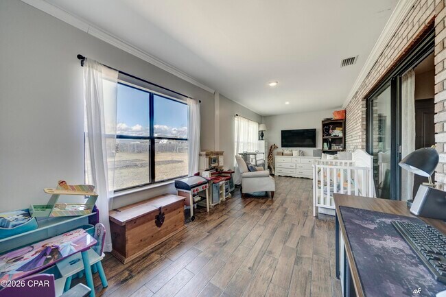 Building Photo - 707 Plantation Cir