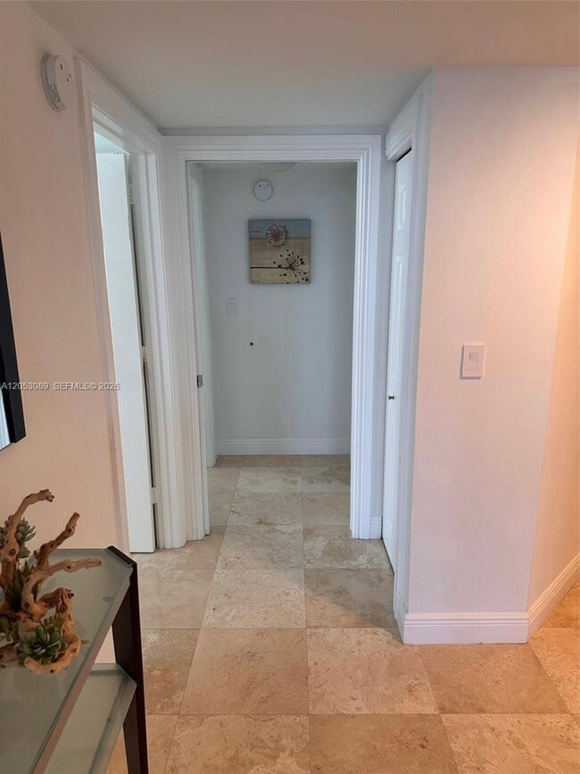 Building Photo - 2080 S Ocean Dr