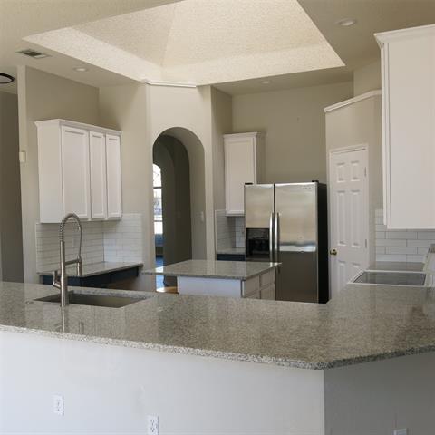 Building Photo - 10403 Joy Dr