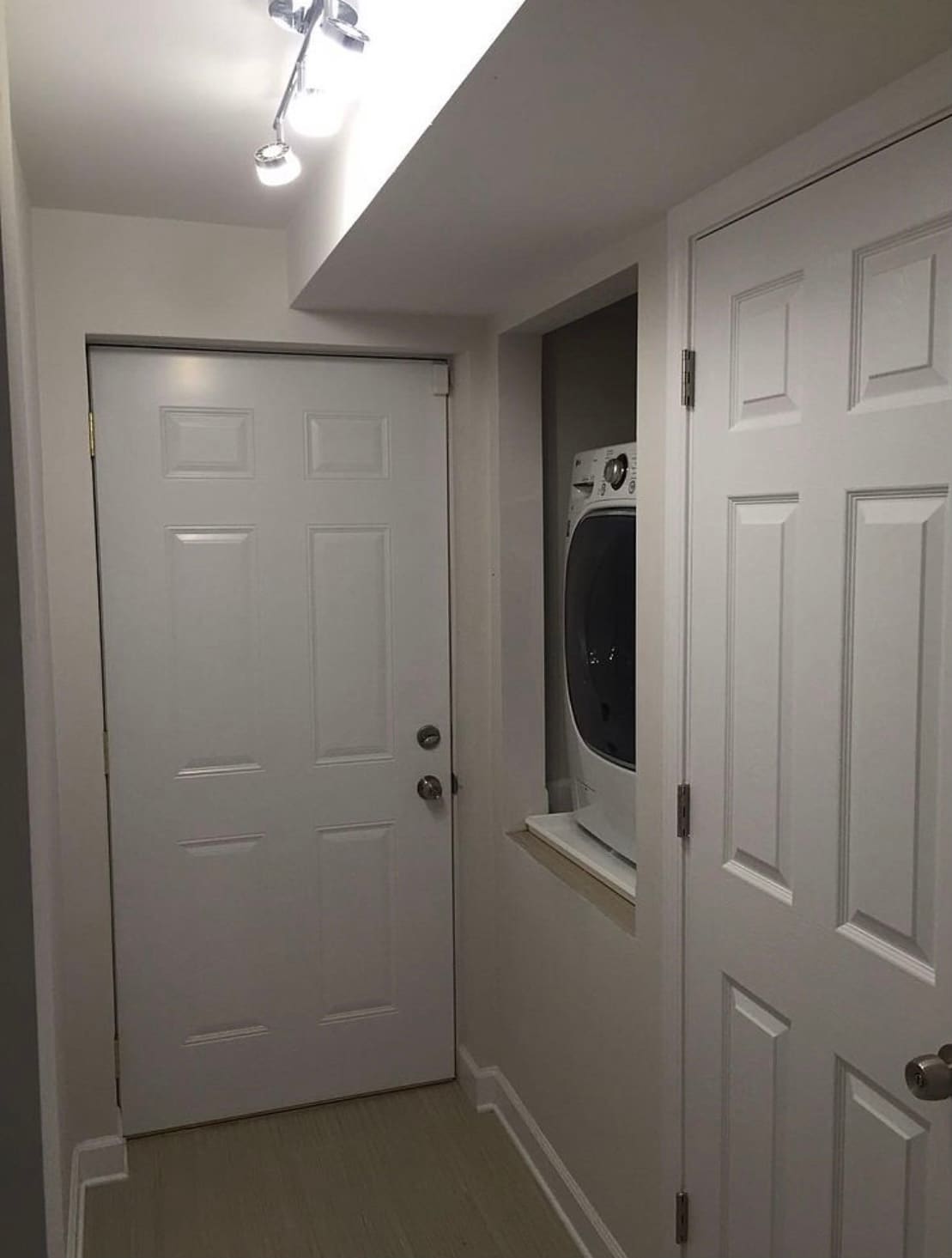 Building Photo - 1356 N Cleveland Ave