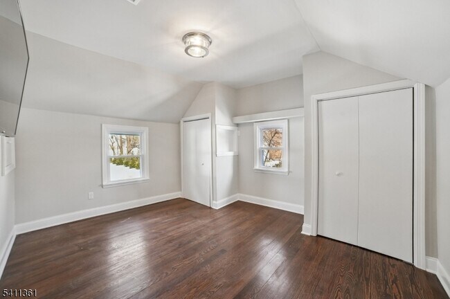 Building Photo - 64 Shunpike Rd