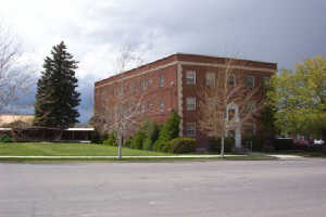 Primary Photo - Devonshire Apartments