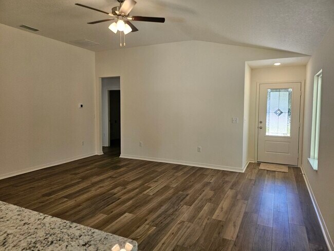 Building Photo - New build-3 bedroom, 2 bath