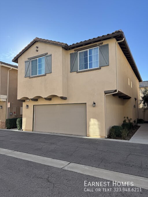 Building Photo - 9241 N Lamia Ct