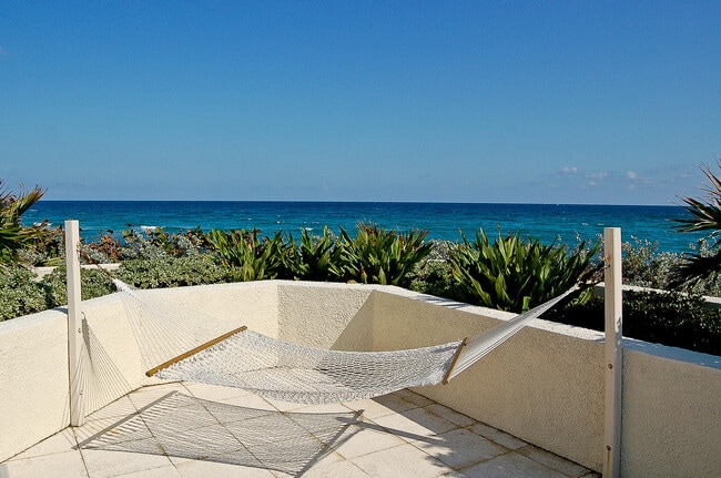 Building Photo - 5510 N Ocean Dr