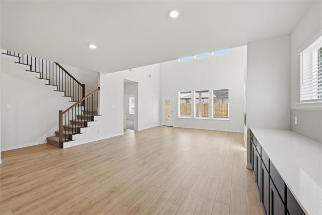 Building Photo - 105 Rita Dr