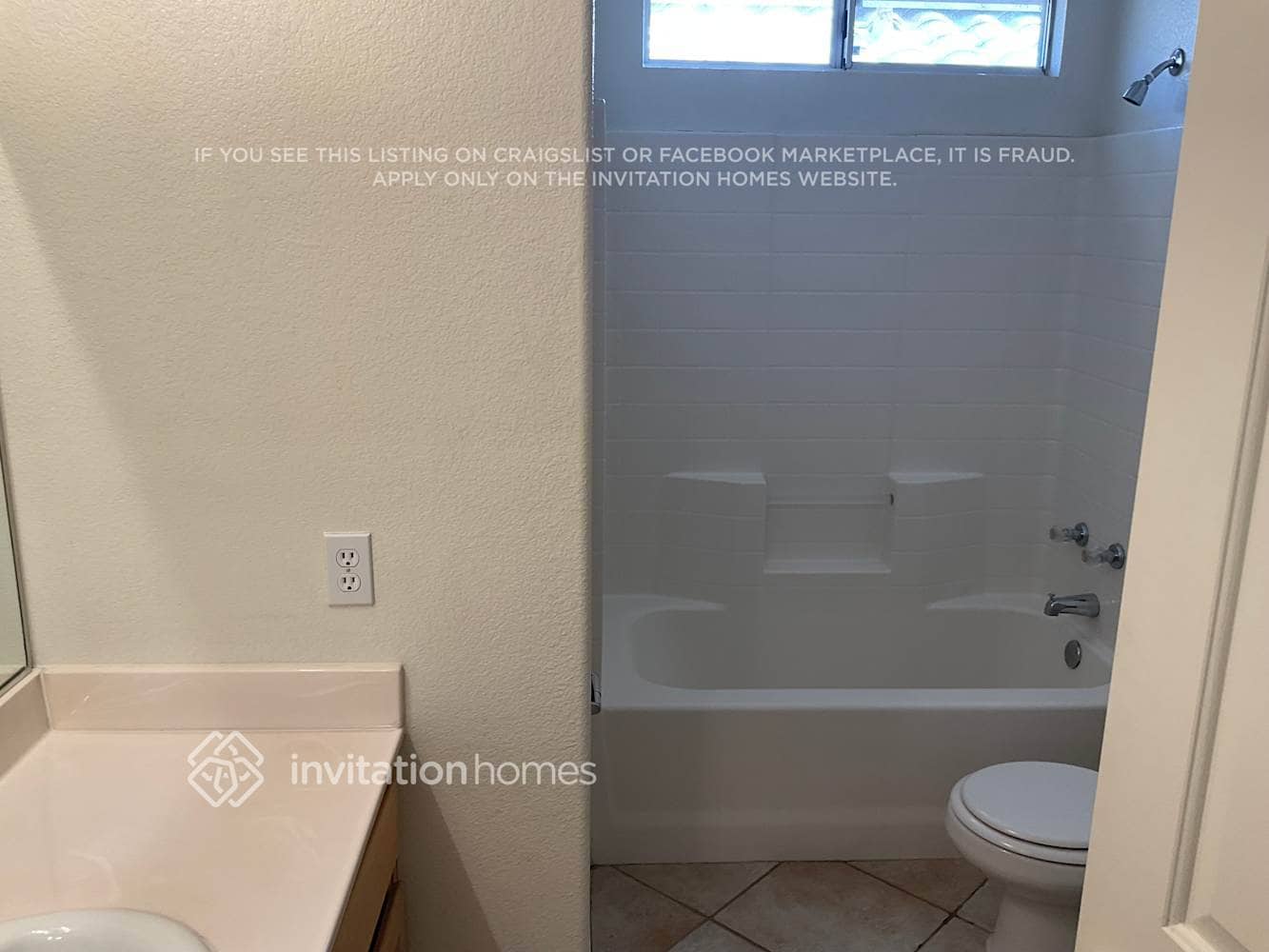 Building Photo - 7120 Desert Clover Ct