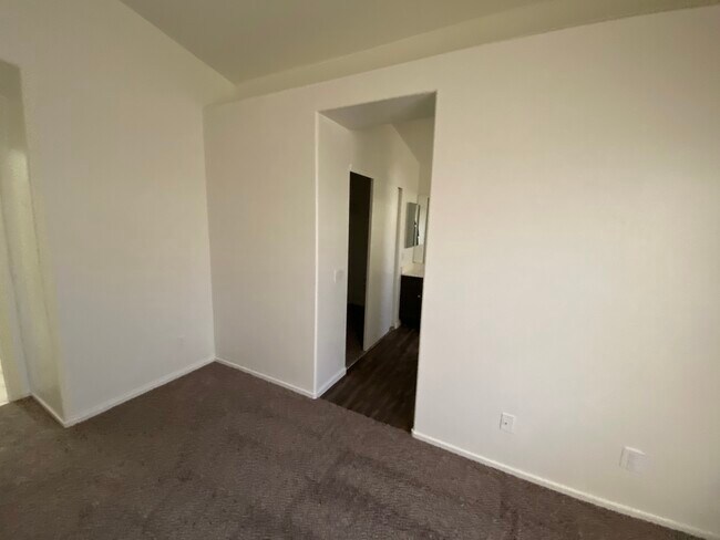 Building Photo - 3725 Penny Cross Dr