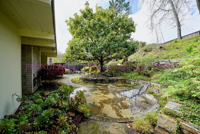 Building Photo - 1309 Idylberry Rd