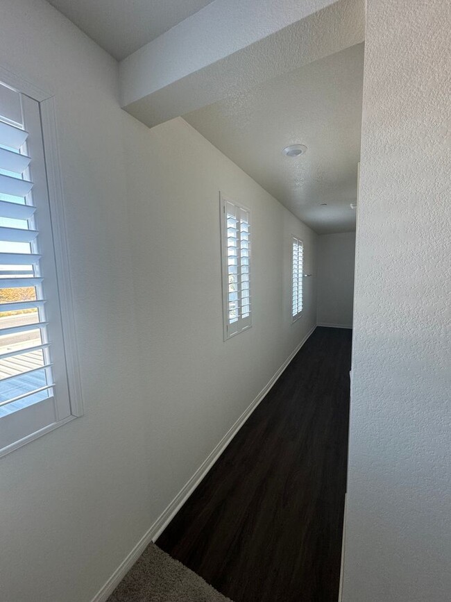 Building Photo - Beautiful Home in Perris