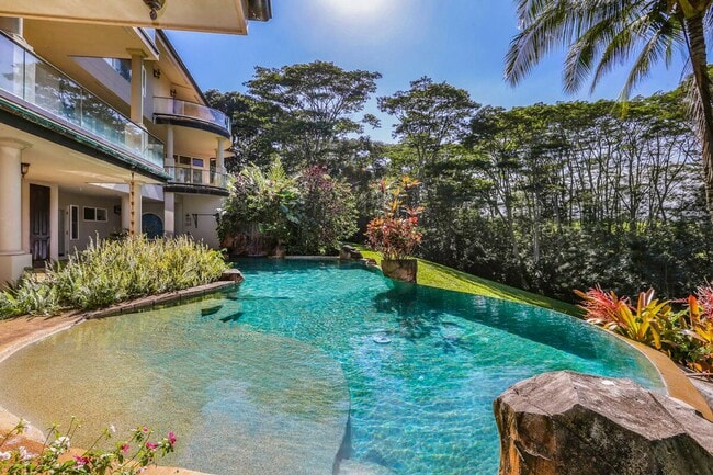 Building Photo - 4570A Wailapa Rd