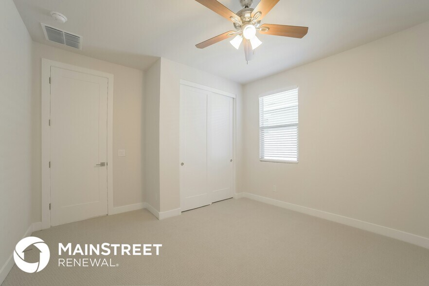 Building Photo - 6907 W Allen St