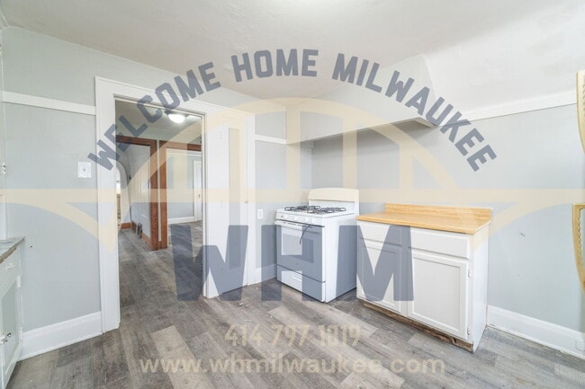 Building Photo - 5510 N 34th St