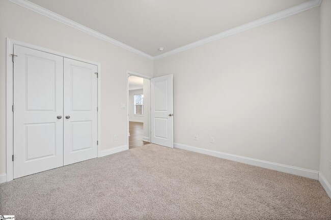 Building Photo - 218 Reynard Trl