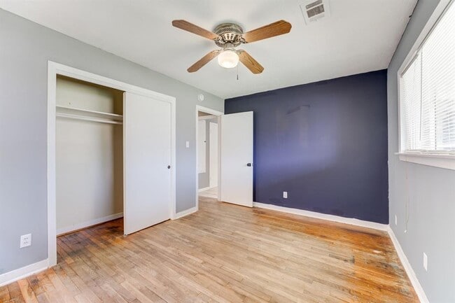 Building Photo - 8623 Norton Dr