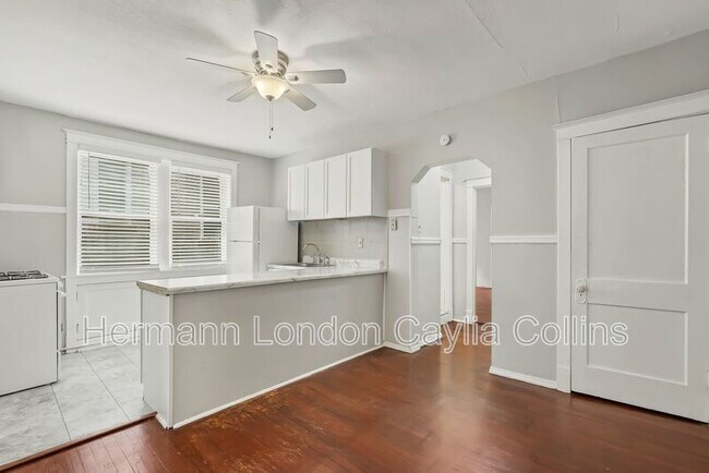 Building Photo - 4926 Finkman St