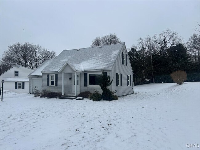 Building Photo - 3 Wills Dr