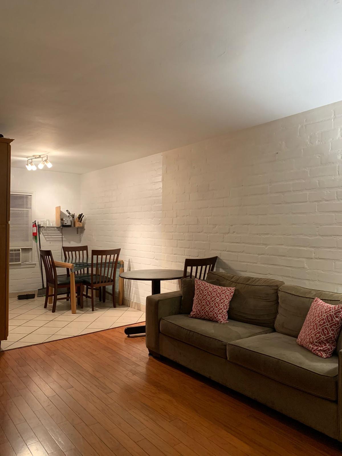Living room, kitchen area - 2023 Cloverfield Blvd