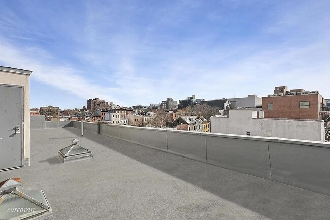 Roof top deck (under contruction) - 180 19th St