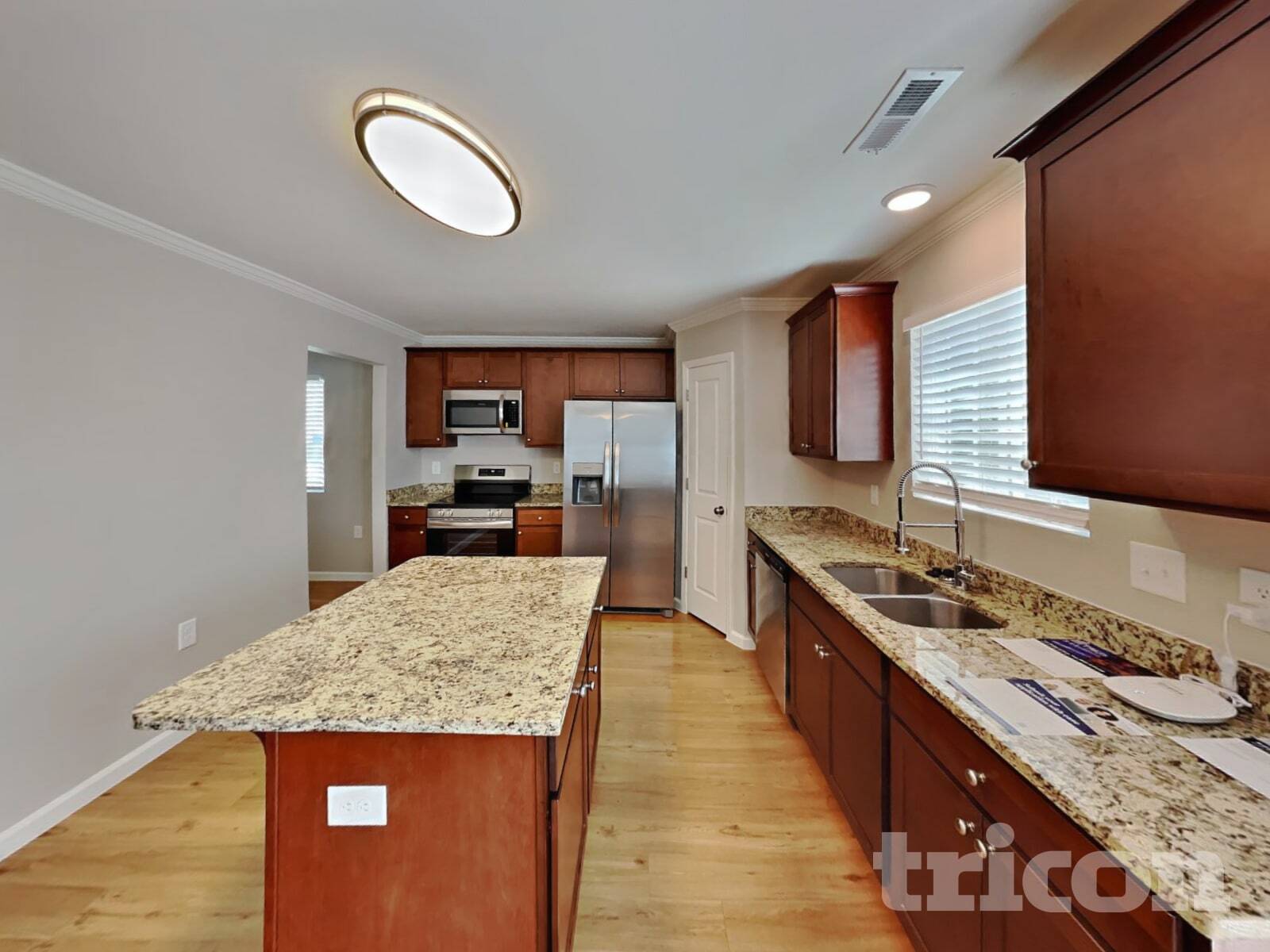 Building Photo - 3007 Stauton Dr