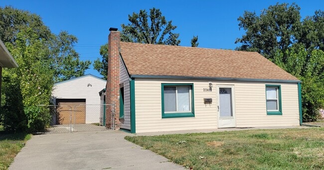 Primary Photo - 22411 O'Connor St
