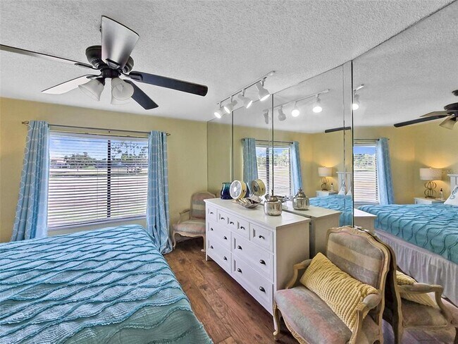 Building Photo - 5749 Avista Dr