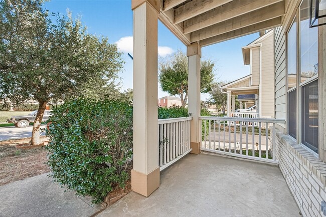 Building Photo - 18743 S Lyford Dr