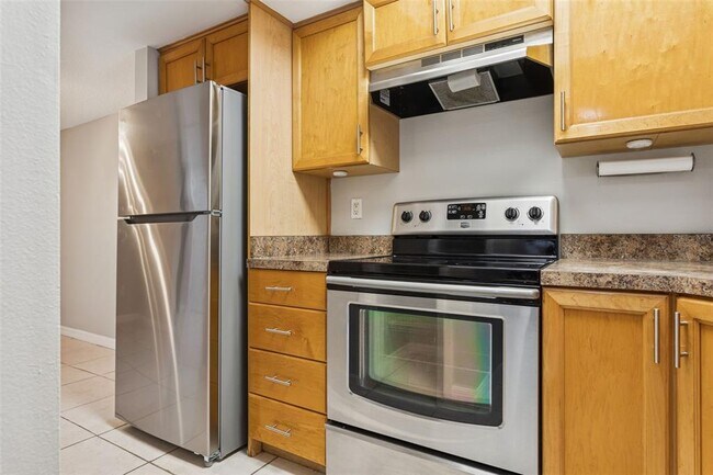 Building Photo - 7858 Niagara Ave