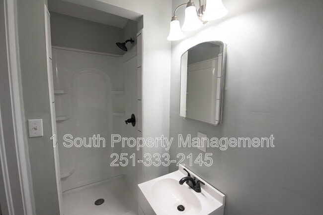 Building Photo - 4361 Montclair Cir E