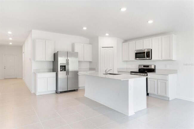 Building Photo - 4821 Katrina Dr