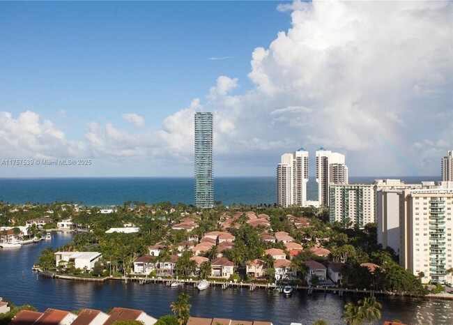 Building Photo - 19500 Turnberry Way
