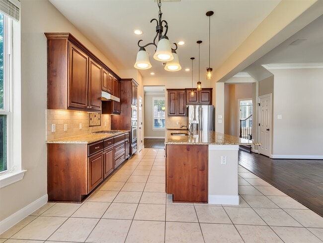 Building Photo - 5342 Tyler Park Ln