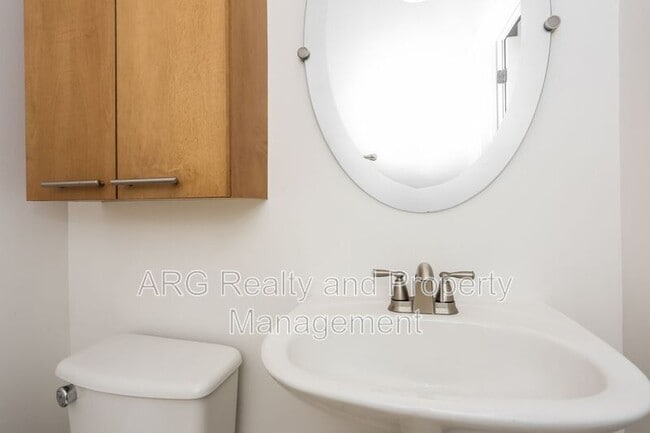 Building Photo - 265 18th St NW