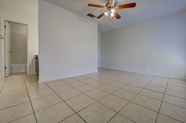 Building Photo - 1200 Westcott Dr