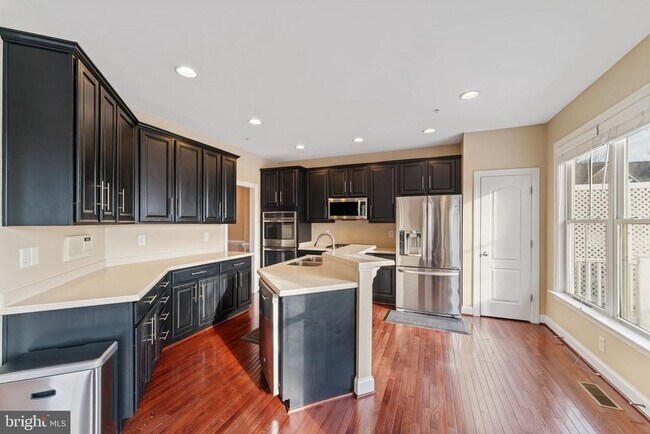 Building Photo - 2804 Moores Plains Blvd