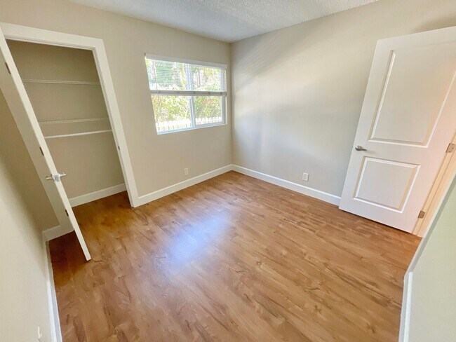 Building Photo - Elegantly Updated Unfurnished Kihei Villages 2 bedroom 1.5 Bathroom - One assigned parking stall