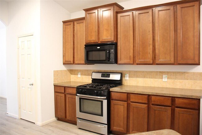 Building Photo - 7301 Stonelick Ct