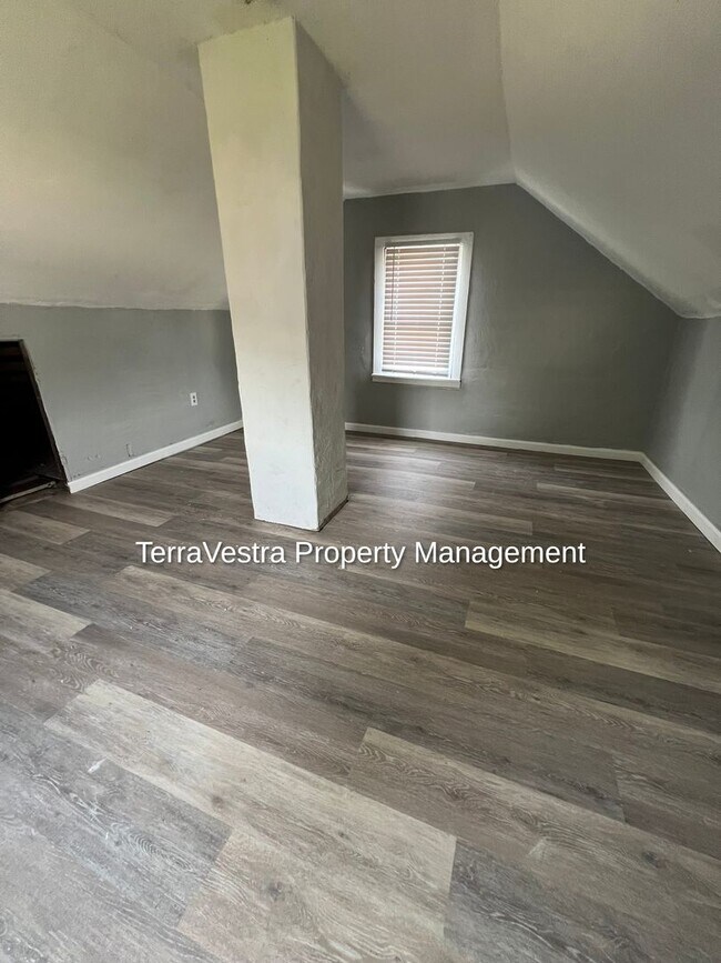 Building Photo - Single family home in Millville! Eligible ...