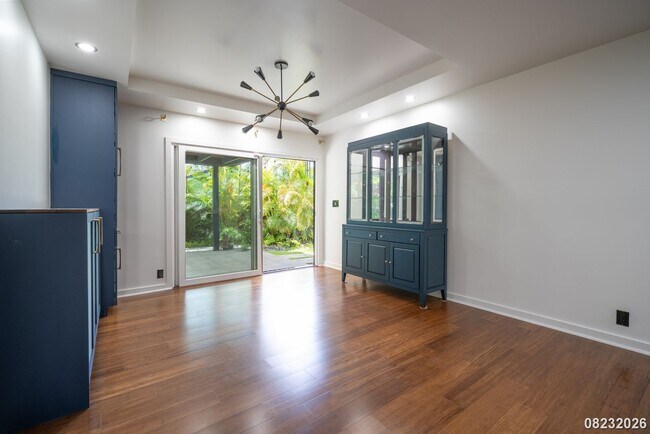 Building Photo - 427 Akoakoa Pl