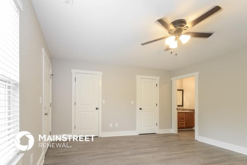 Building Photo - 920 Moonlite Dr